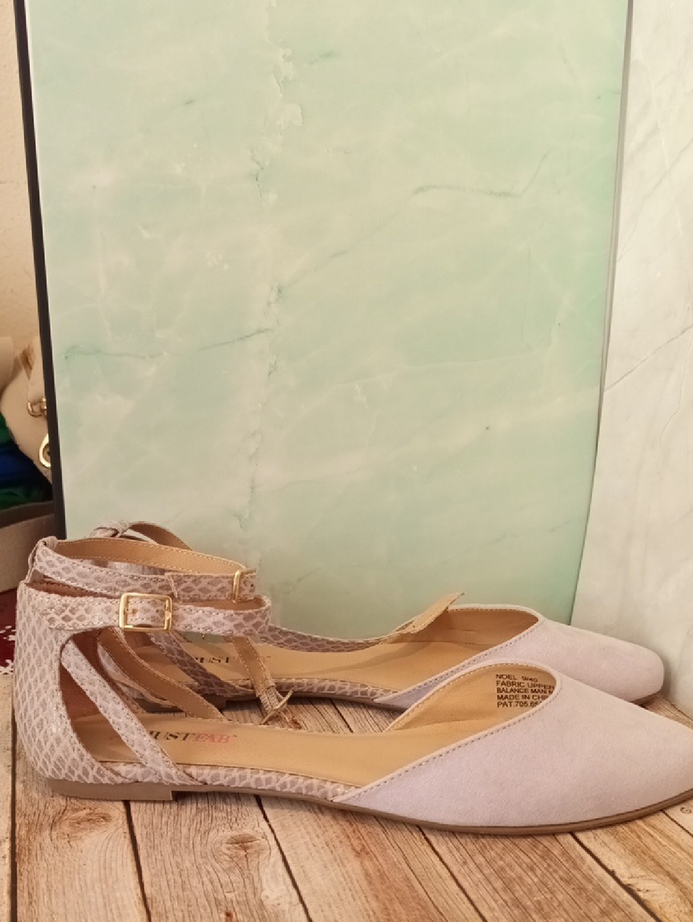 JustFab Slip-On Shoes Light Purple 💜 with Pink Logo and Beige Insole